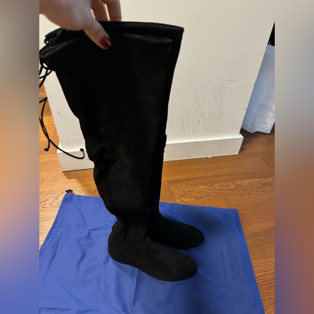 (Never-worn) Stuart Weitzman Lowland Thigh-high boots